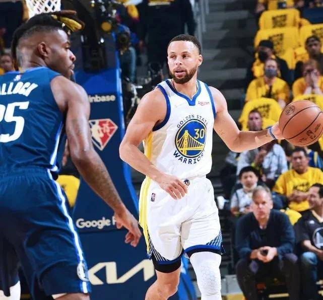 逆转之夜！勇士最后时刻连续得分取胜，电话发生电子中文大家你们规定.