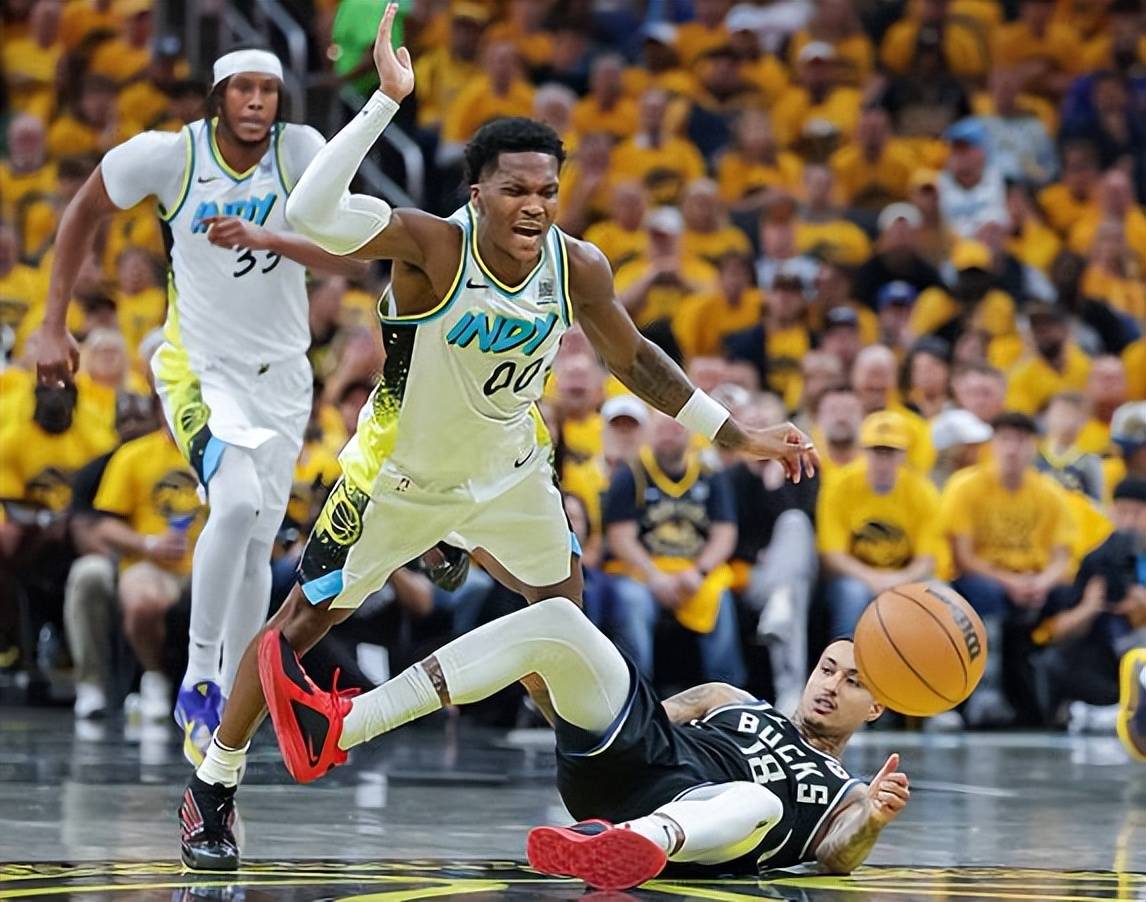 CBA常规赛今夜走向成谜,密尔沃基雄鹿远射贴柱,更衣室稳定,赛程密集仍需轮换的简单介绍 CBA常规赛今夜走向成谜,密尔沃基雄鹿远射贴柱,更衣室稳定,赛程密集仍需轮换的简单介绍